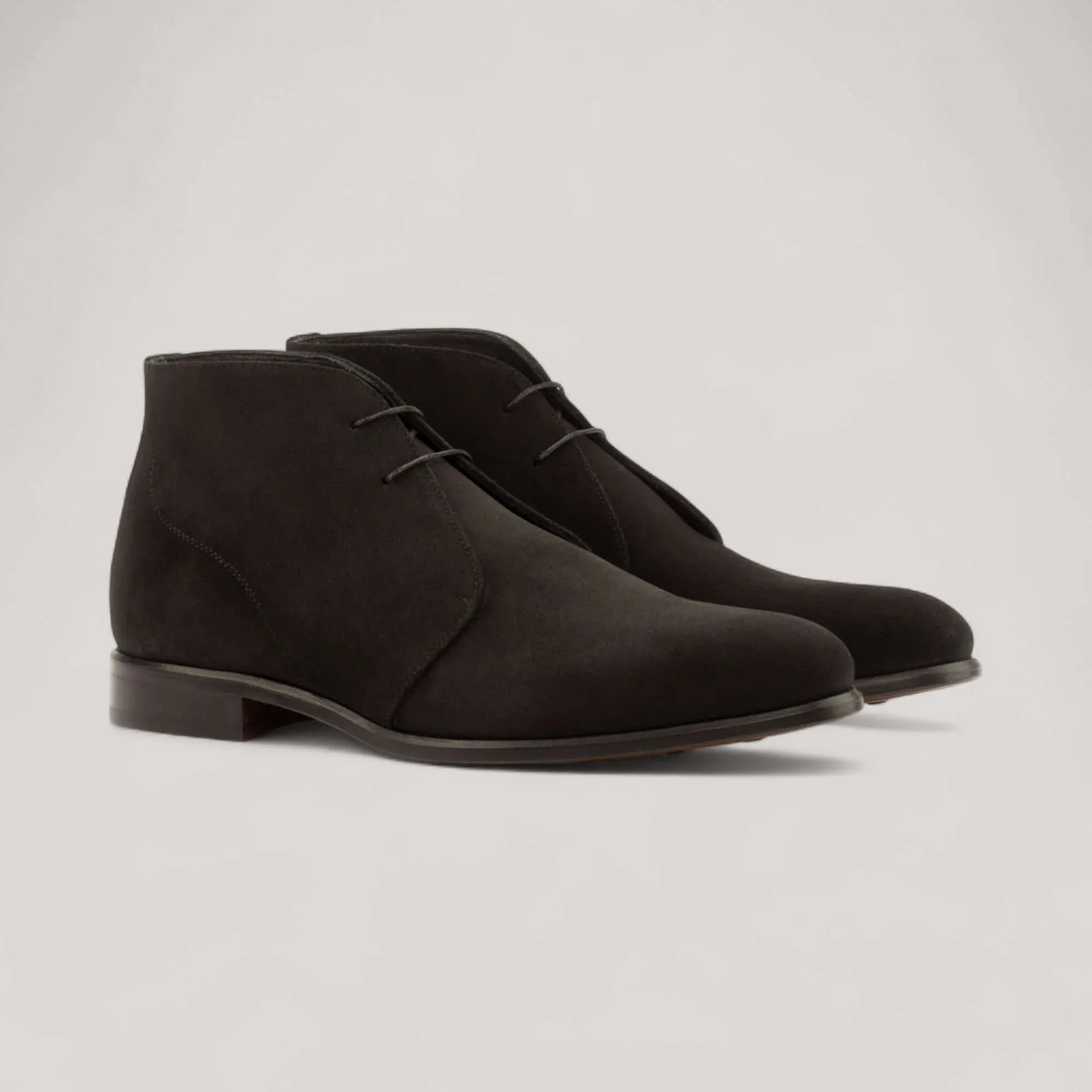 Paul Smith Black Leather Men\'s Chukka Boots with Brown Welt A seasonal favorite, the Dallington Chukka boots showcase a  main image 4