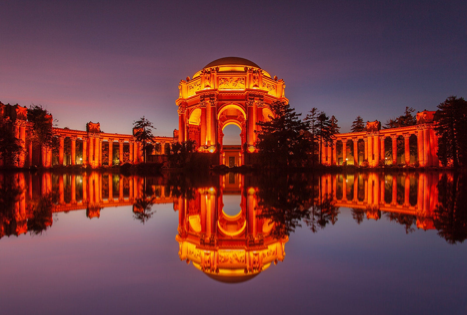 San Francisco's Palace of Fine Arts at night time