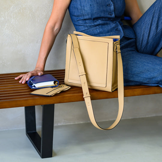 Happy.20 | Crossbody Bag | Camel