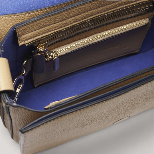 Farah.24 | Flap Crossbody Bag | Camel