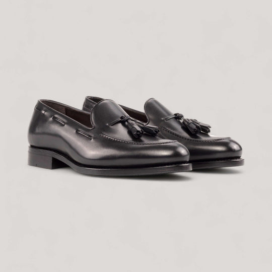 Tasseled Loafers - Black - Box Calf | Goodyear Welt