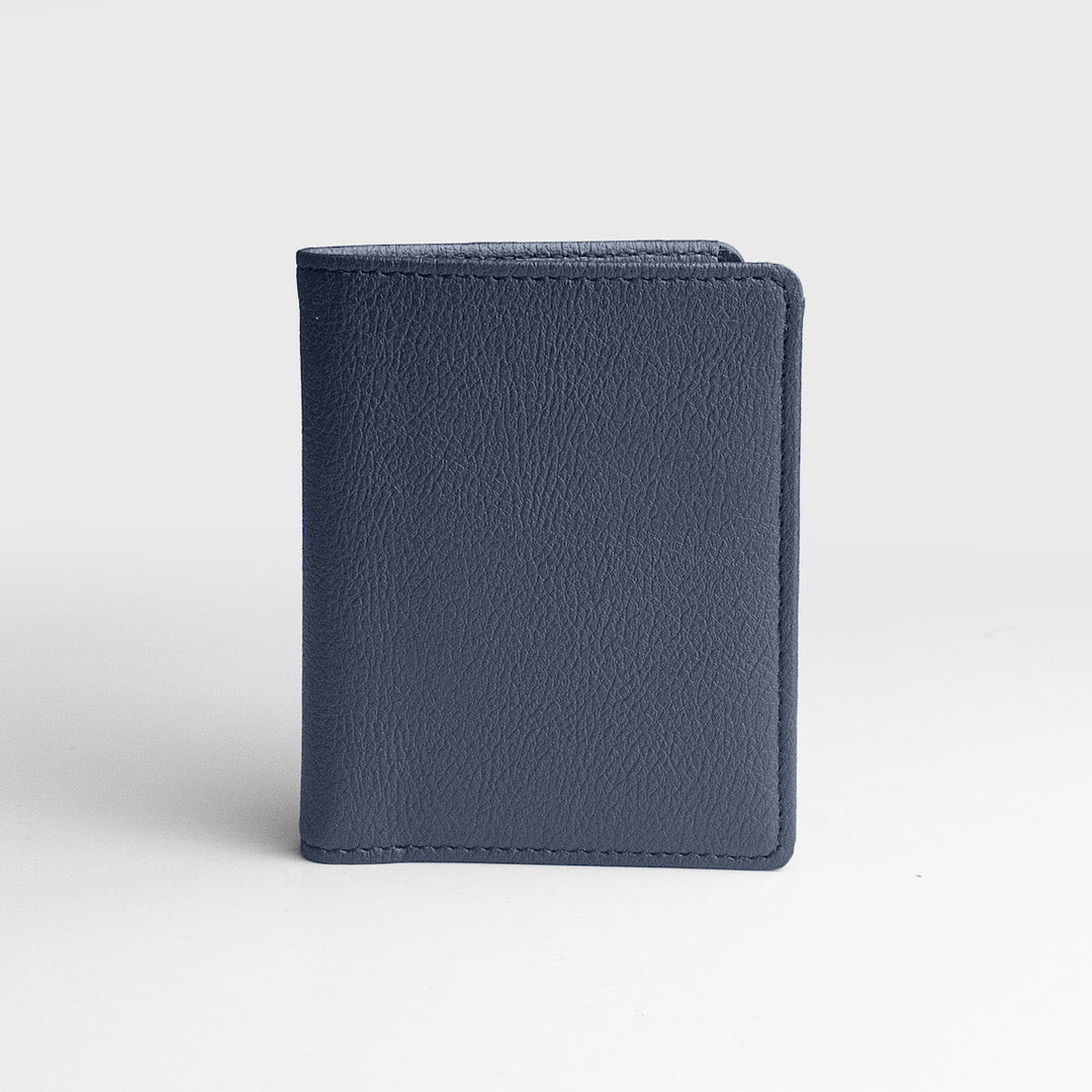 Billfold Compact Wallet | Grained Apple Skin