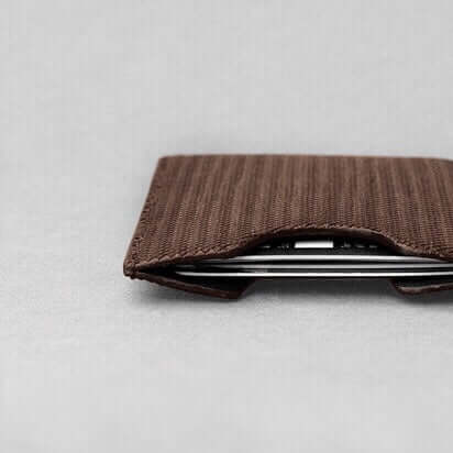 Wood Leather | Travel Card Holder - Brown | men's wallet | Oliver Co. London | ALLTRUEIST